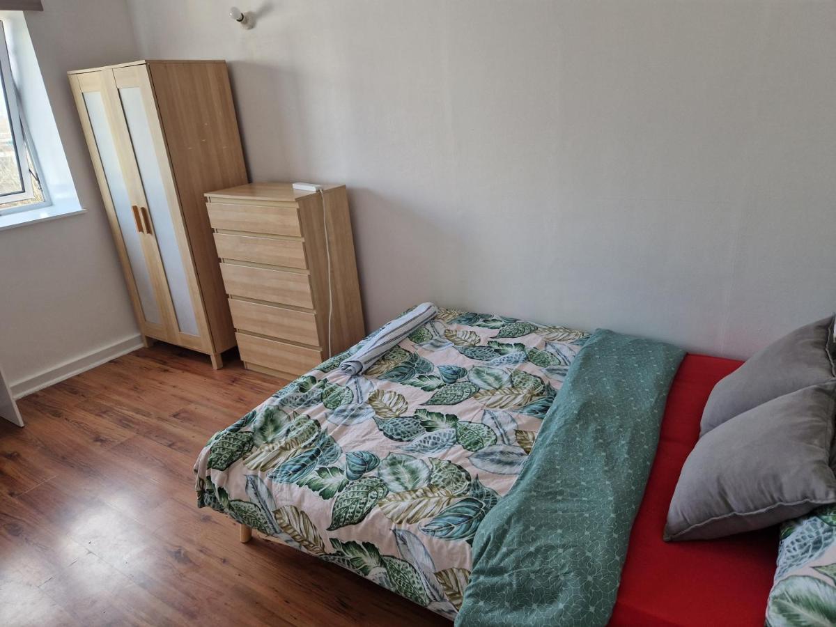 Apartmán Twin Bed For Guests Londýn Exteriér fotografie